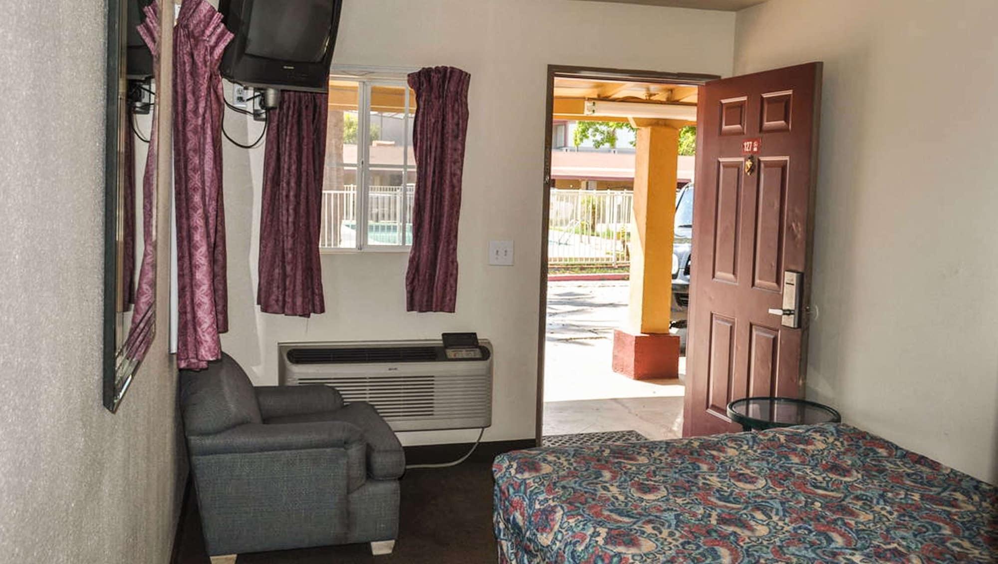 California Suites Motel Calexico Eksteriør billede